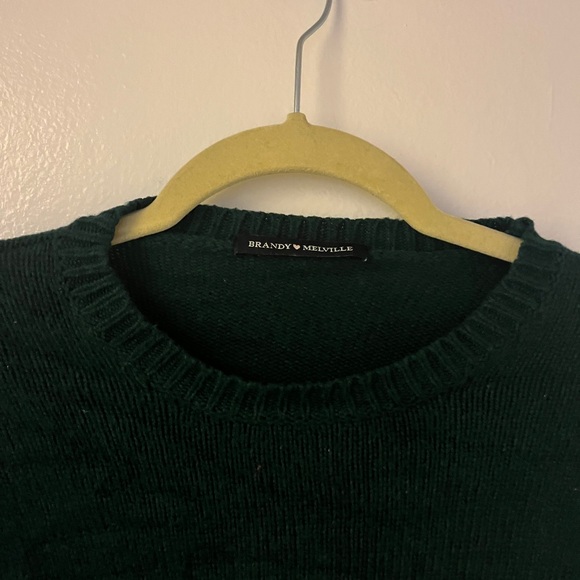 Brandy Melville Dark Green Sweater - Picture 2 of 3